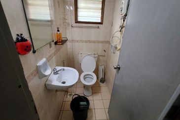 Subang Perdana Goodyear Court 10