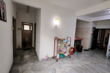 Subang Perdana Goodyear Court 10