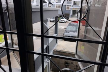 Subang Perdana Goodyear Court 10