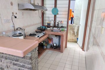 Subang Perdana Goodyear Court 10