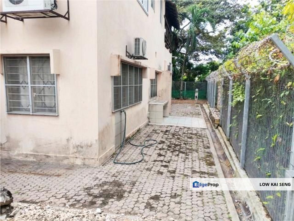 SS 1 Kg Tunku 1.5 Sty Bungalow for Sale, Selangor, Petaling Jaya