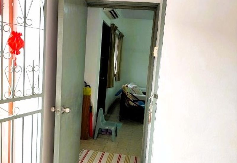 Seapark Apartment Unit for Sale