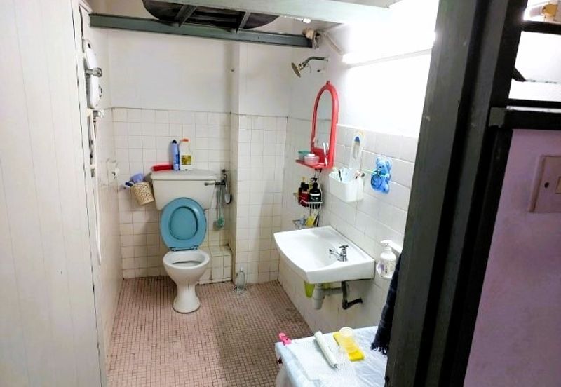 Seapark Apartment Unit for Sale