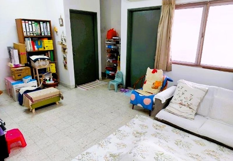 Seapark Apartment Unit for Sale