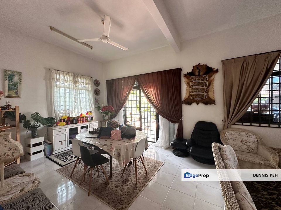 Pontian 2-stry Semi-D House For Sale (2 Adjoining Units & South East), Johor, Pontian