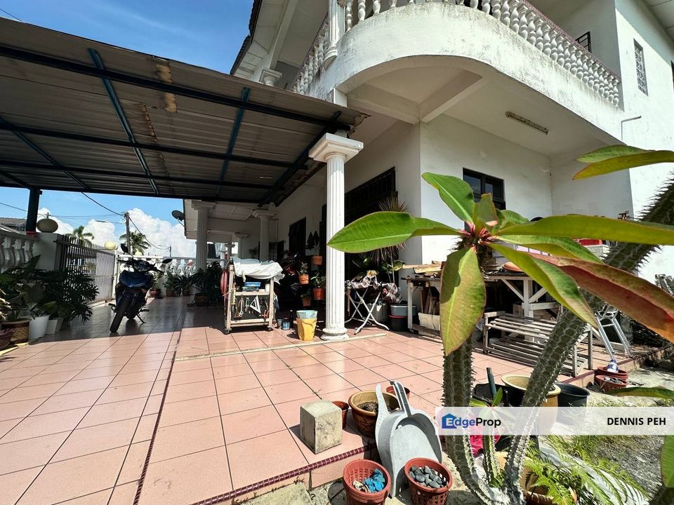 Pontian 2-stry Semi-D House For Sale (2 Adjoining Units & South East), Johor, Pontian