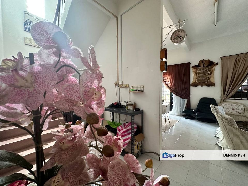 Pontian 2-stry Semi-D House For Sale (2 Adjoining Units & South East), Johor, Pontian