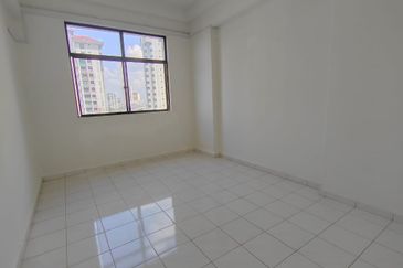 Mewah View Luxurious Apartments