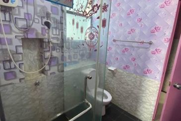 Seri Austin Luxury Apartment