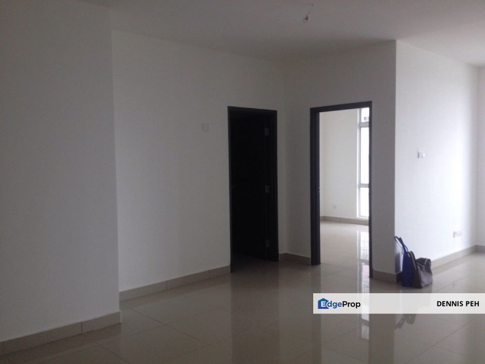 D'Ambience Residences@Permas Jaya 2rooms Middle Floor For Sale, Johor, Permas Jaya/Senibong