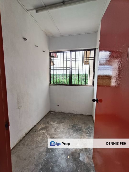 Bunga Daisi Plentong Low Cost Flat For Sale (Level 5), Johor, Pasir Gudang