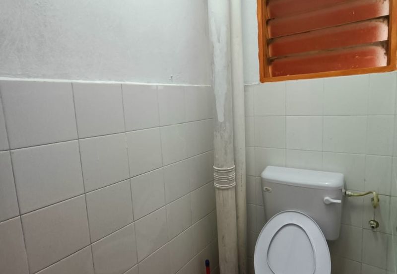 Flat Taman Plentong Utama