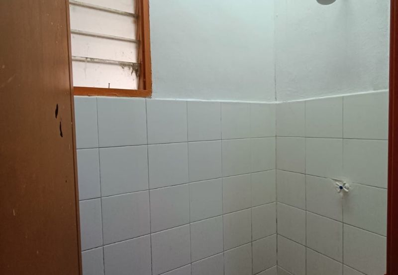 Flat Taman Plentong Utama