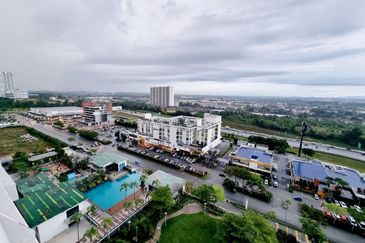 Sky Gardens Residences