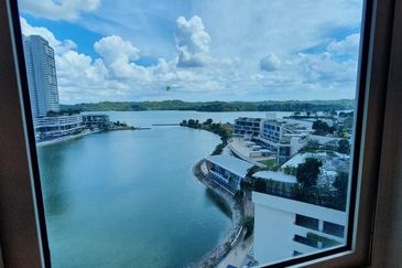 Pinetree, Puteri Harbour