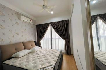 Baypoint @ Country Garden Danga Bay