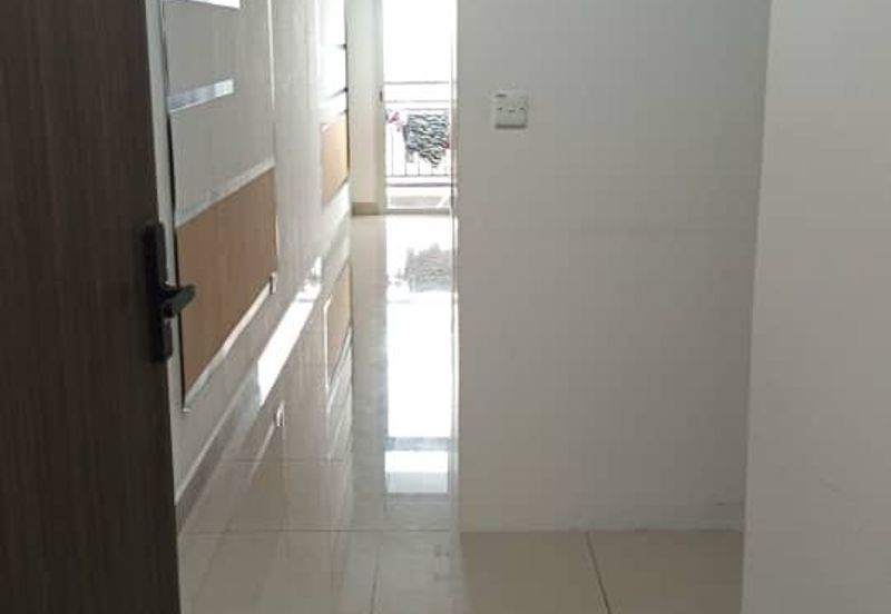 SKS Habitat Apartment, Larkin