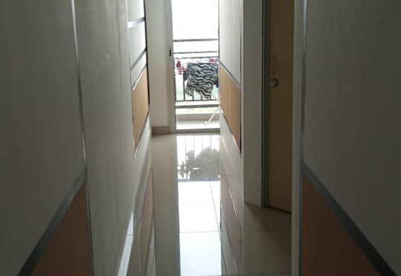 SKS Habitat Apartment, Larkin