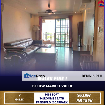 Molek Pine 1 3+1rooms Renovated House For Sale (2 Carpark), Johor, Johor Bahru