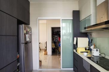 P'residen, Bandar Baru Permas Jaya