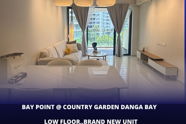 Baypoint @ Country Garden Danga Bay