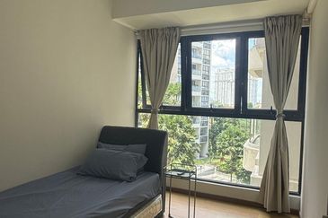 Baypoint @ Country Garden Danga Bay