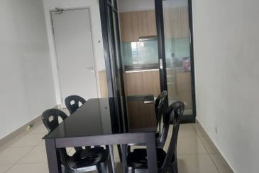 Meridin Bayvue Apartment