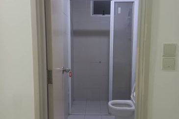 Meridin Bayvue Apartment