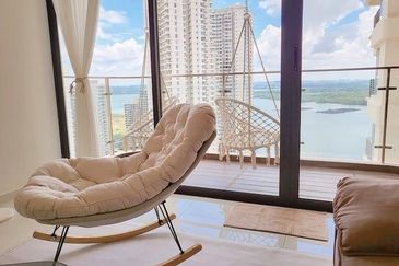 Royal Strand @ Country Garden Danga Bay