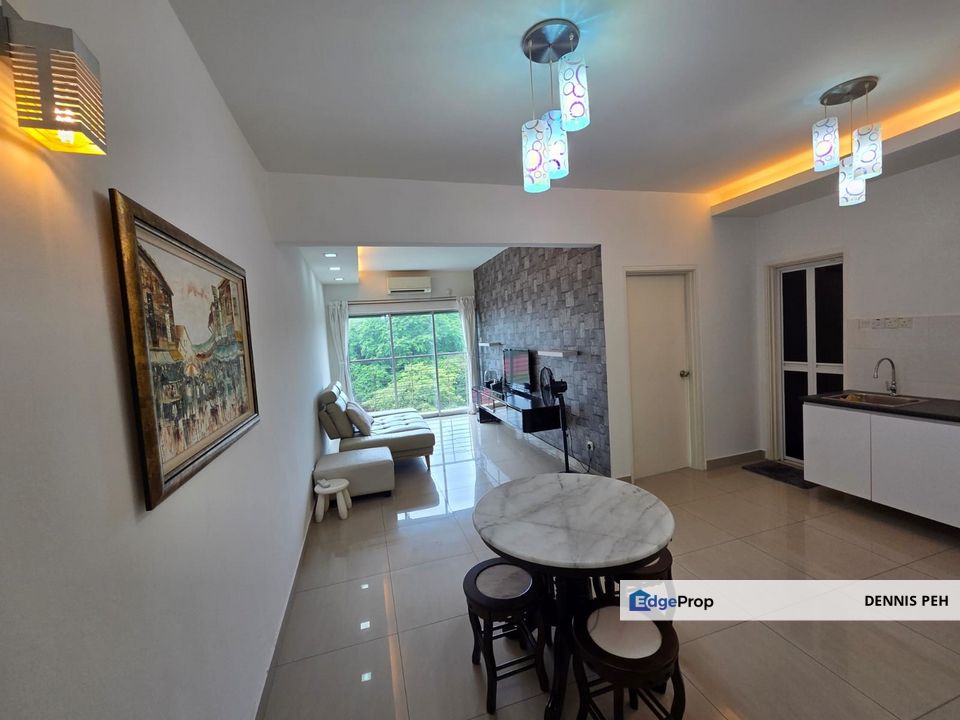 Suriamas Suites @Larkin 2rooms Middle Floor House For Sale, Johor, Johor Bahru