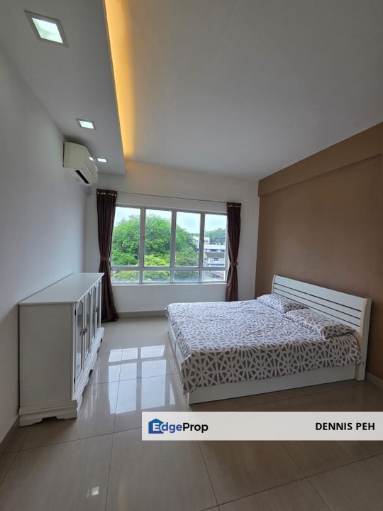 Suriamas Suites @Larkin 2rooms Middle Floor House For Sale, Johor, Johor Bahru