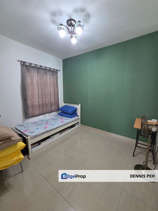 Suriamas Suites @Larkin 2rooms Middle Floor House For Sale, Johor, Johor Bahru