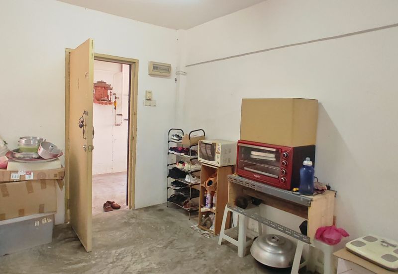 Flat Taman Plentong Utama