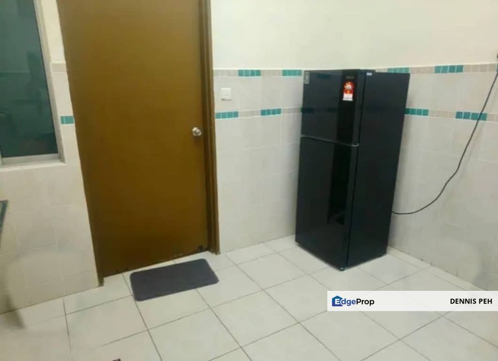 Tmn Seri Austin 2-stry House For Rent (Newly Paint), Johor, Johor Bahru