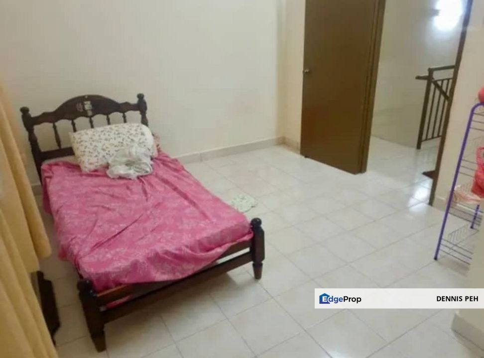 Tmn Seri Austin 2-stry House For Rent (Newly Paint), Johor, Johor Bahru