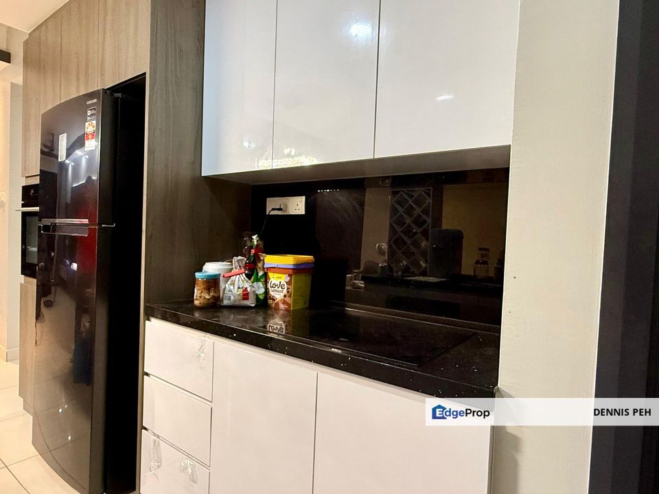 Southkey Mosaic @Jb Town 2+1rooms Full Furnish For Rent(High Floor), Johor, Johor Bahru