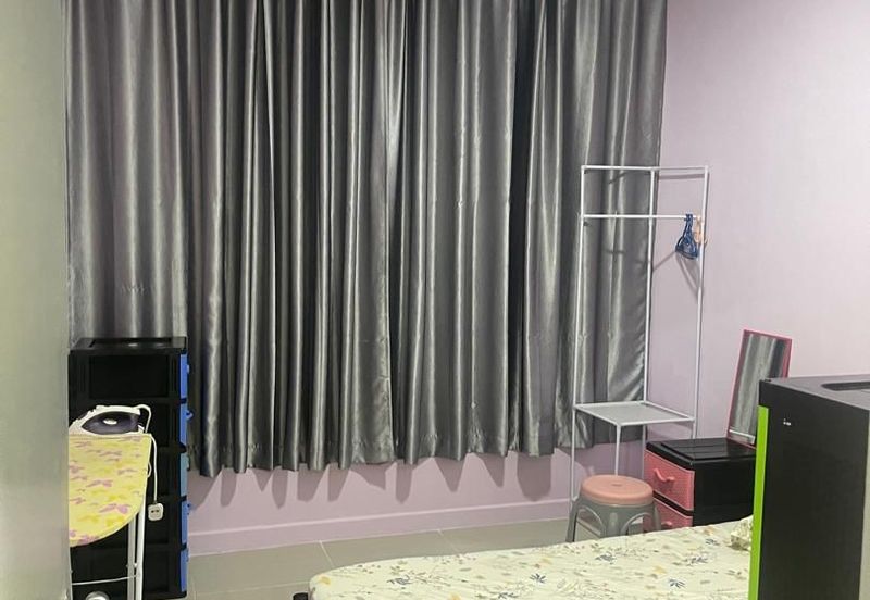 Dedaun Hijau (Greenfield Regency)