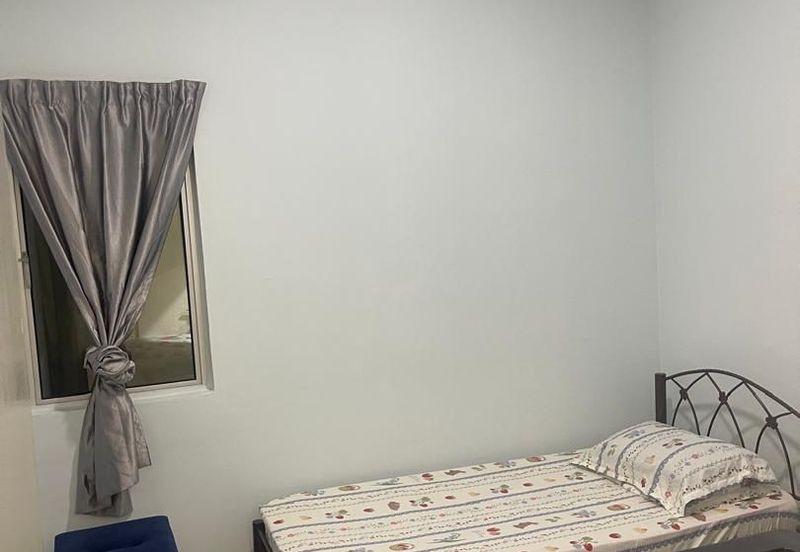 Dedaun Hijau (Greenfield Regency)