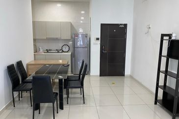 D'Summit Residences @ Kempas Utama