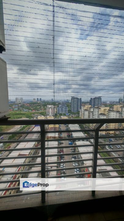 Larkin Heights @ Renovated Unit Best For Invesment , Johor, Johor Bahru