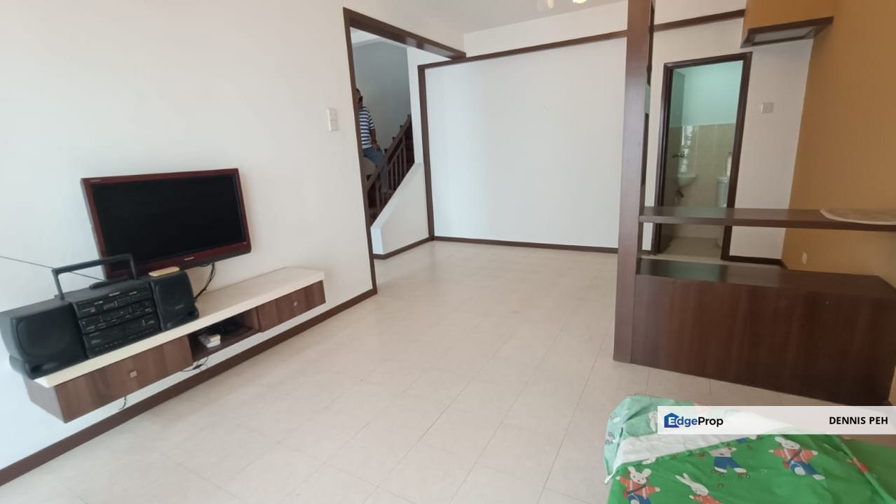Villa Ros Townhouse @Tampoi Indah Upper Unit House For Sale, Johor, Tampoi