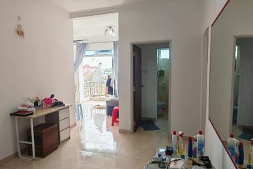 Sri Samudera Seaview Residence Suites