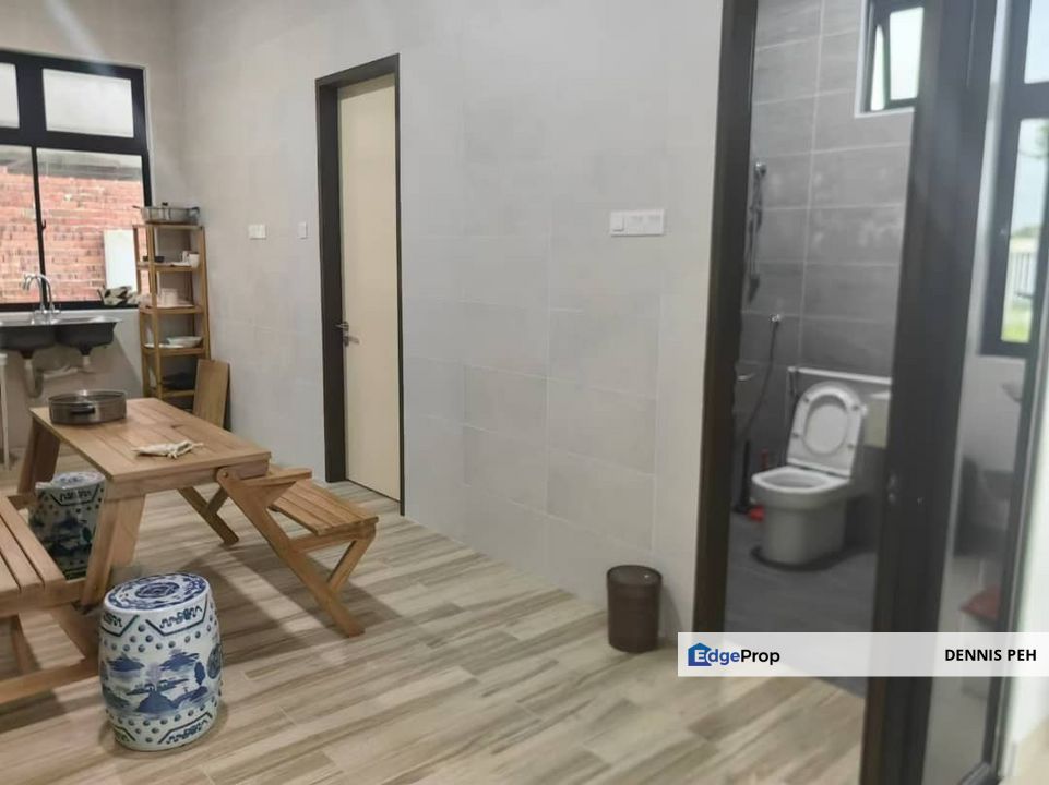 Taman Nusa Sentral 3-stry 2adjoining units House For Rent (Corner & Intermediate Lot), Johor, 