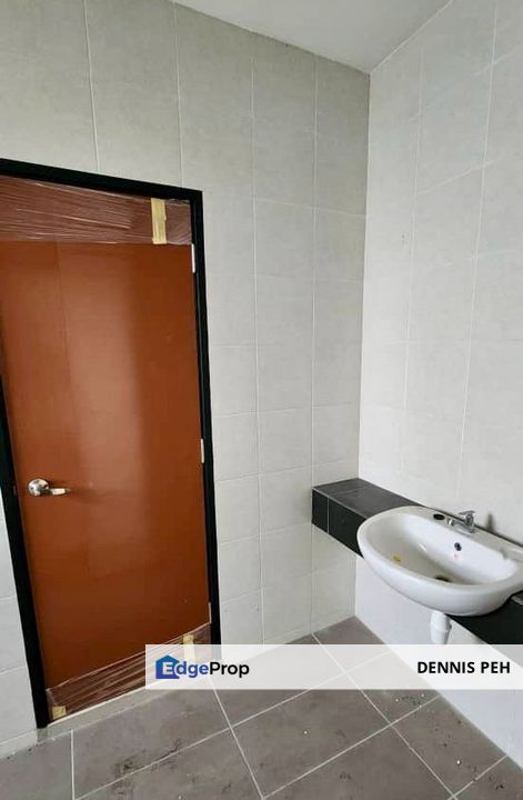 Brand New Full Loan Cluster House, Johor, Pasir Gudang