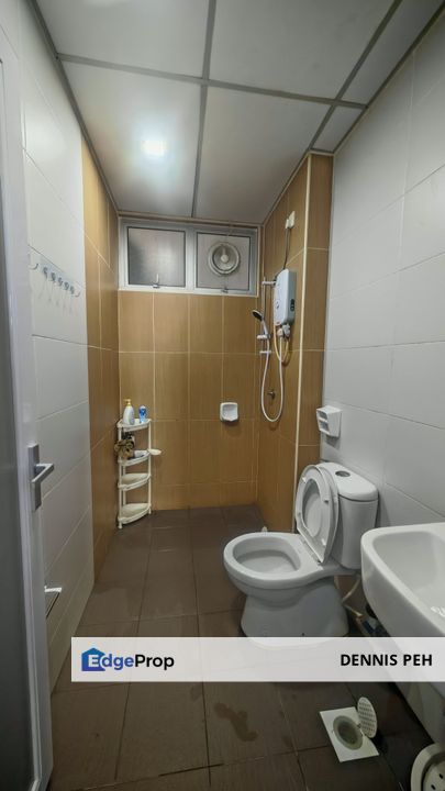 Larkin heights invesment unit 5 rooms, Johor, Johor Bahru