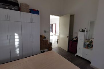 La Thea Residences @ 16 Sierra