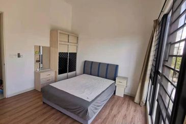 La Thea Residences @ 16 Sierra