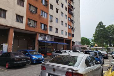 Ground Floor Shop For Sale