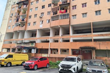 Ground Floor Shop For Sale