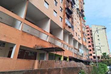 Ground Floor Shop For Sale